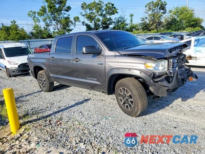 Czwarte zdjęcie samochodu z boku: 2015 TOYOTA TUNDRA SR5 VIN:5TFDW5F16FX454282 - miniatura