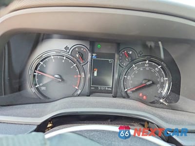 Zdjęcie 9 z 12 samochodu: 2020 TOYOTA 4RUNNER SR5 VIN:JTEZU5JR2L5228056 - miniatura