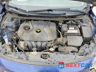 Zdjęcie 11 z 12 samochodu: 2013 HYUNDAI ELANTRA VIN:KMHD35LE0DU037640 - miniatura