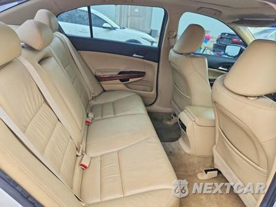 Zdjęcie 10 z 13 samochodu: 2011 HONDA ACCORD EXL VIN:1HGCP2F86BA105299 - miniatura