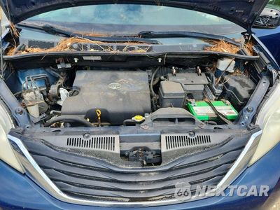 Zdjęcie 12 z 13 samochodu: 2012 TOYOTA SIENNA LE VIN:5TDKK3DCXCS177004 - miniatura