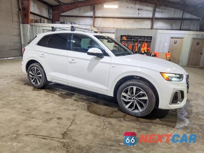 Czwarte zdjęcie samochodu z boku: 2024 AUDI Q5 PREMIUM PLUS 45 VIN:WA1EAAFY9R2079878 - miniatura