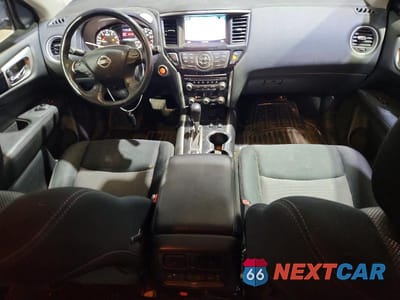 Zdjęcie 8 z 13 samochodu: 2018 NISSAN PATHFINDER SV VIN:5N1DR2MM0JC646618 - miniatura