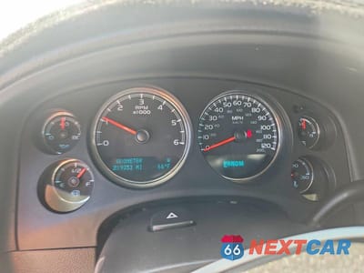 Zdjęcie 9 z 14 samochodu: 2013 CHEVROLET TAHOE K1500 LTZ VIN:1GNSKCE02DR350798 - miniatura