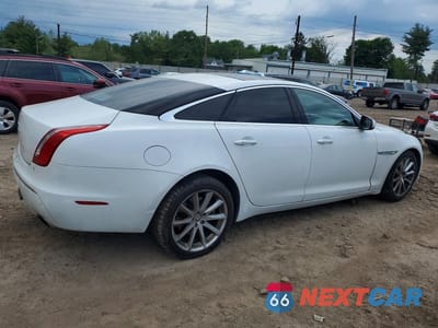 Trzecie zdjęcie samochodu z tyłu: 2012 JAGUAR XJ VIN:SAJWA1CB9CLV34743 - miniatura