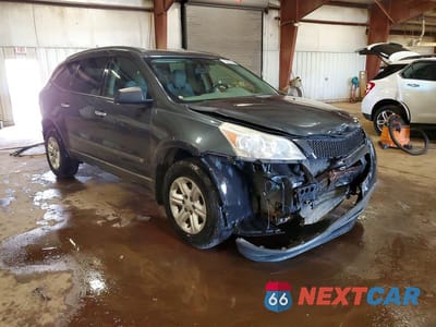 Czwarte zdjęcie samochodu z boku: 2009 CHEVROLET TRAVERSE LS VIN:1GNER13D09S149596 - miniatura