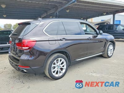 Trzecie zdjęcie samochodu z tyłu: 2016 BMW X5 XDR40E VIN:5UXKT0C57G0F75473 - miniatura