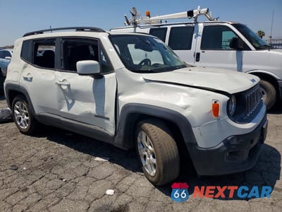 Czwarte zdjęcie samochodu z boku: 2015 JEEP RENEGADE LATITUDE VIN:ZACCJABT3FPC22235 - miniatura