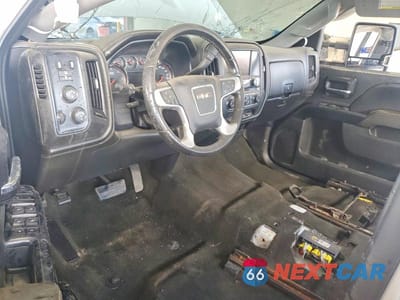 Zdjęcie 8 z 12 samochodu: 2016 GMC SIERRA K1500 SLE VIN:3GTU2MEC5GG100851 - miniatura