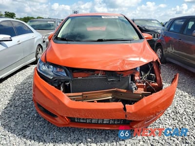 Piąte zdjęcie samochodu w środku: 2020 HONDA FIT LX VIN:3HGGK5H44LM728193 - miniatura