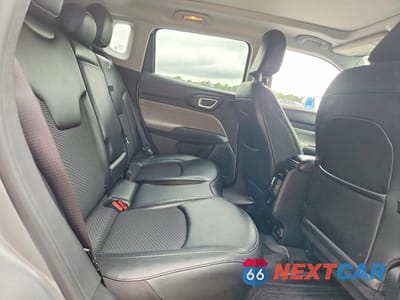 Zdjęcie 11 z 13 samochodu: 2022 JEEP COMPASS LATITUDE VIN:3C4NJCBB2NT112909 - miniatura