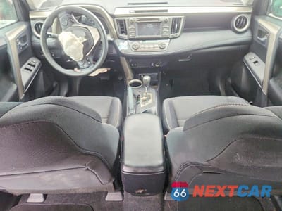 Zdjęcie 8 z 13 samochodu: 2015 TOYOTA RAV4 XLE VIN:2T3RFREV0FW279498 - miniatura