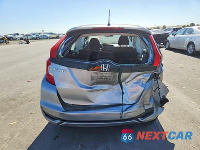 Zdjęcie 6 z 12 samochodu: 2019 HONDA FIT LX VIN:3HGGK5H45KM727665 - miniatura