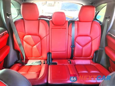 Zdjęcie 10 z 13 samochodu: 2017 PORSCHE CAYENNE S VIN:WP1AB2A25HLA52601 - miniatura