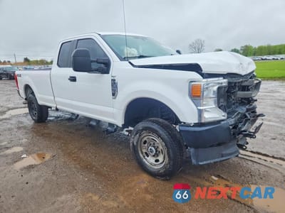 Czwarte zdjęcie samochodu z boku: 2021 FORD F350 SUPER DUTY VIN:1FT8X3B64MEC80483 - miniatura