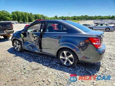 Drugie zdjęcie samochodu z przodu: 2020 CHEVROLET SONIC PREMIER VIN:1G1JF5SB8L4120469 - miniatura