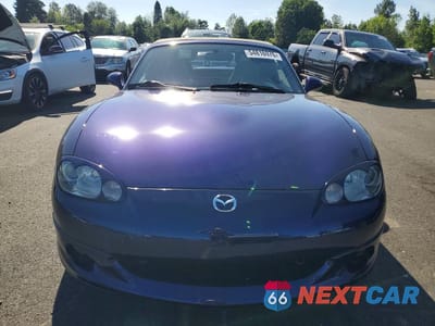 Piąte zdjęcie samochodu w środku: 2003 MAZDA MX-5 MIATA BASE VIN:JM1NB353730305150 - miniatura