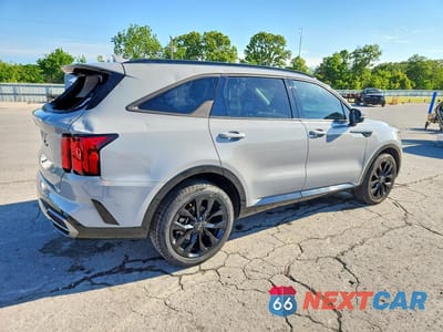 Trzecie zdjęcie samochodu z tyłu: 2023 KIA SORENTO SX VIN:5XYRK4LF7PG215405 - miniatura