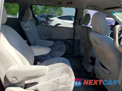 Zdjęcie 11 z 13 samochodu: 2011 TOYOTA SIENNA LE VIN:5TDKK3DC7BS150387 - miniatura