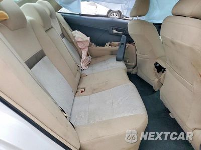 Zdjęcie 10 z 12 samochodu: 2012 TOYOTA CAMRY LE VIN:4T4BF1FK5CR190544 - miniatura