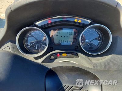 Zdjęcie 7 z 9 samochodu: 2020 VESPA/PIAG MP3 500 VIN:ZAPTA10X3L5000013 - miniatura