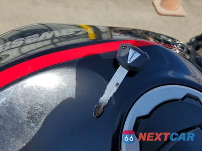 Zdjęcie 8 z 9 samochodu: 2023 KAWASAKI ZX636 K VIN:JKBZXJH11PA016109 - miniatura