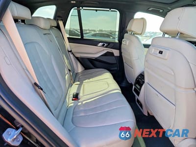 Zdjęcie 11 z 13 samochodu: 2020 BMW X5 M50I VIN:5UXJU4C01LL227792 - miniatura