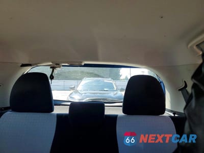 Zdjęcie 10 z 13 samochodu: 2012 TOYOTA YARIS 3-DOOR L VIN:JTDJTUD30CD534328 - miniatura