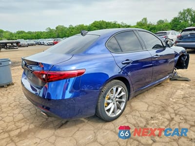 Trzecie zdjęcie samochodu z tyłu: 2017 ALFA ROMEO GIULIA Q4 VIN:ZARFAEDN6H7556817 - miniatura