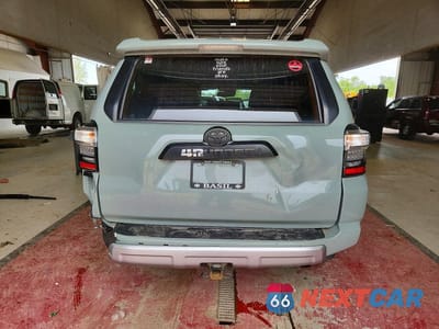 Zdjęcie 6 z 12 samochodu: 2022 TOYOTA 4 RUNNER VIN:JTERU5JR1N6070497 - miniatura