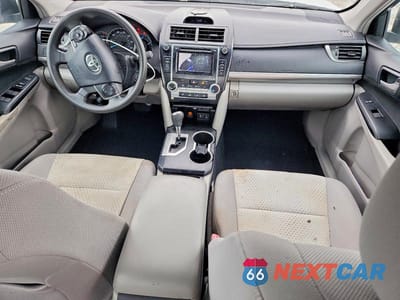 Zdjęcie 8 z 12 samochodu: 2014 TOYOTA CAMRY LE VIN:4T1BF1FK2EU727884 - miniatura