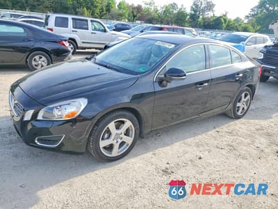 2013 VOLVO S60 T5 YV1612FS1D2172439 - główne zdjęcie licytacji z USA - miniatura