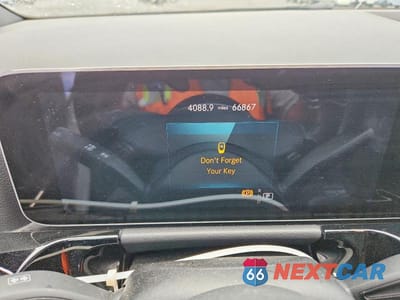 Zdjęcie 9 z 12 samochodu: 2021 MERCEDES-BENZ GLA 250 4MATIC VIN:W1N4N4HB2MJ164696 - miniatura