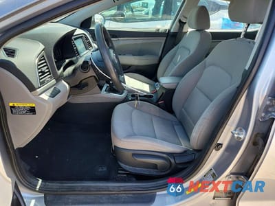 Zdjęcie 7 z 12 samochodu: 2017 HYUNDAI ELANTRA SE VIN:5NPD84LF4HH155361 - miniatura