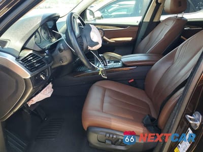 Zdjęcie 7 z 13 samochodu: 2015 BMW X5 XDRIVE35I VIN:5UXKR0C54F0P14842 - miniatura