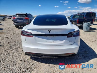 Zdjęcie 6 z 12 samochodu: 2021 TESLA MODEL S VIN:5YJSA1E68MF431914 - miniatura
