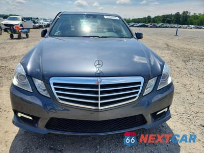 Piąte zdjęcie samochodu w środku: 2010 MERCEDES-BENZ E 350 VIN:WDDHF5GB7AA078797 - miniatura