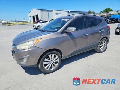 2013 HYUNDAI TUCSON LIMITED KM8JU3AC4DU579961 - główne zdjęcie licytacji z USA - miniatura