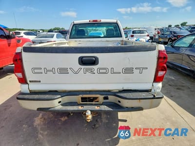Zdjęcie 6 z 12 samochodu: 2003 CHEVROLET SILVERADO C1500 VIN:1GCEC14XX3Z163491 - miniatura