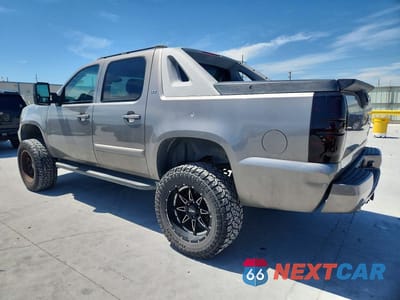 Drugie zdjęcie samochodu z przodu: 2007 CHEVROLET AVALANCHE K1500 VIN:3GNFK12367G141007 - miniatura
