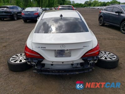 Zdjęcie 6 z 12 samochodu: 2018 MERCEDES-BENZ CLA 250 4MATIC VIN:WDDSJ4GB2JN514950 - miniatura