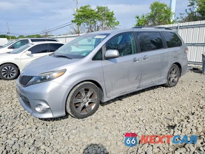 2015 TOYOTA SIENNA SPORT 5TDXK3DC0FS558189 - główne zdjęcie licytacji z USA - miniatura
