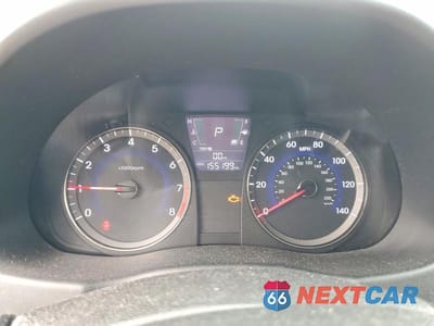Zdjęcie 9 z 13 samochodu: 2012 HYUNDAI ACCENT GS VIN:KMHCT5AE5CU040966 - miniatura
