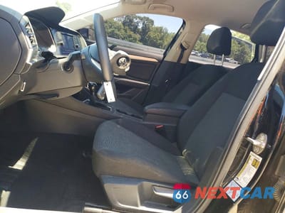 Zdjęcie 7 z 12 samochodu: 2021 VOLKSWAGEN JETTA S VIN:3VWC57BU6MM041630 - miniatura