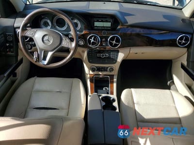 Zdjęcie 8 z 13 samochodu: 2015 MERCEDES-BENZ GLK 350 VIN:WDCGG5HB0FG341891 - miniatura