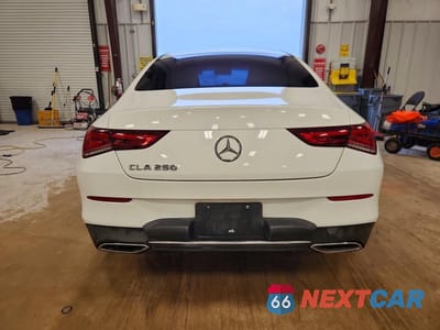 Zdjęcie 6 z 12 samochodu: 2020 MERCEDES-BENZ CLA 250 VIN:W1K5J4GB8LN125391 - miniatura