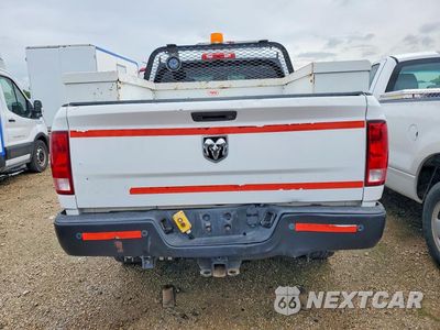 Zdjęcie 6 z 12 samochodu: 2016 RAM 2500 ST VIN:3C6UR4CJ0GG309340 - miniatura