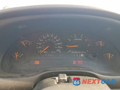 Zdjęcie 9 z 12 samochodu: 1996 FORD MUSTANG VIN:1FALP4042TF170001 - miniatura