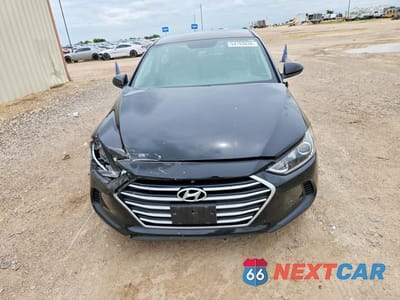 Piąte zdjęcie samochodu w środku: 2017 HYUNDAI ELANTRA SE VIN:5NPD84LF9HH103045 - miniatura