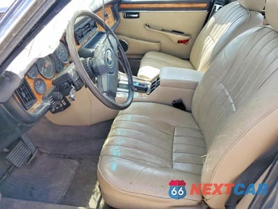 Zdjęcie 7 z 12 samochodu: 1987 JAGUAR XJ6 SOVEREIGN VIN:SAJCL1249HC476768 - miniatura